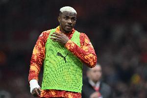 TA：阿森纳未就奥斯梅恩展开实质性谈判，长期目标包括小蜘蛛