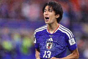 记者：中村敬斗将与里昂签下4年合同，转会费2000万欧元