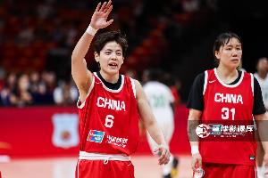 差距不小！中国女篮上半场三分11投仅2中 美国队19中7