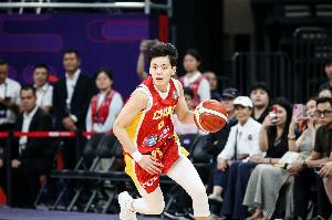 杨舒予：我们会尽快磨合解决问题 尽量给大家贡献更多精彩的比赛