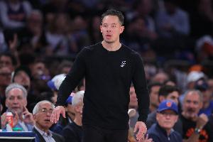 哈珀：米奇教练是真正懂球员的教练 他给予我们自由成长的空间