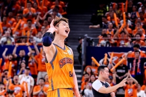 CBA新赛季元旦大战赛程：上海VS北京 山东VS广厦