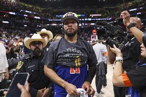 阿里纳斯：尼克斯不会卫冕总冠军！他们没补强而其他队都在升级！