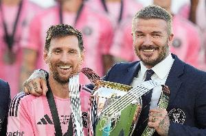 电讯报：贝克汉姆乘世界杯东风狂接代言，不到一年净赚超3800万镑