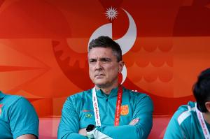 记者：U23国足战术变化到位 教练如何安排战术对球员发挥很重要