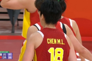 火力全开！张子宇4连击 引领中国女篮轰19-5领先14分打停对手