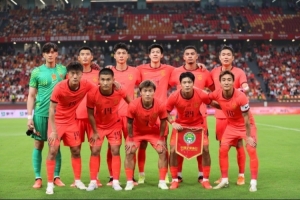 媒体人：国足完全不是新西兰的对手，中超与欧洲联赛差距拉大