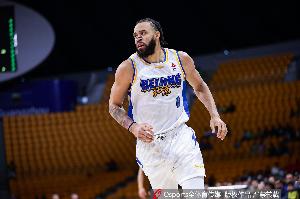 欧媒：麦基将加盟上海男篮 新赛季联手拉塞尔征战CBA