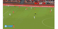 可惜！王子铭过人后突入禁区，一脚劲射被门将用脚挡出