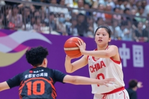 根本顶不住！中国U18女篮被澳大利亚队打出16-0 首节落后22分