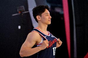 泰伦·卢：河村勇辉非常出色 但由于身高劣势没能得到公平的机会