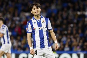 不到3年身价下跌4000万欧！日媒谈久保建英：球员生涯正经历危机