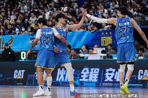 媒体人：北京关键时刻硬解能力明显提升 要早日找到球权分配模式