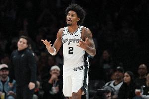 有进步也有短板！哈珀17中7得到18分7板5助 罚球4中4